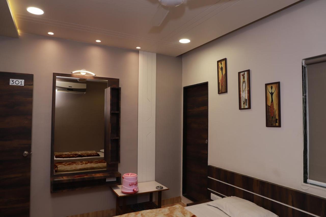 Hotel Darshan Amreli Εξωτερικό φωτογραφία