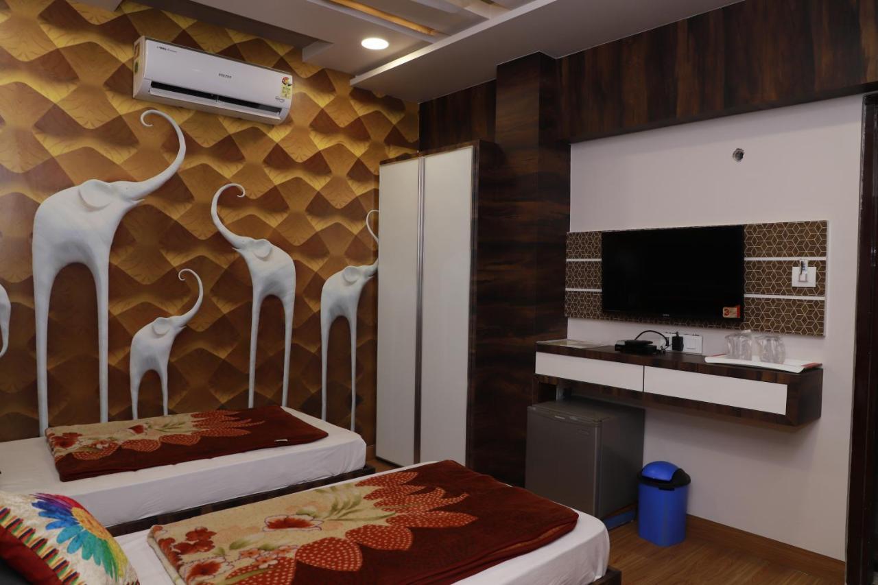Hotel Darshan Amreli Εξωτερικό φωτογραφία