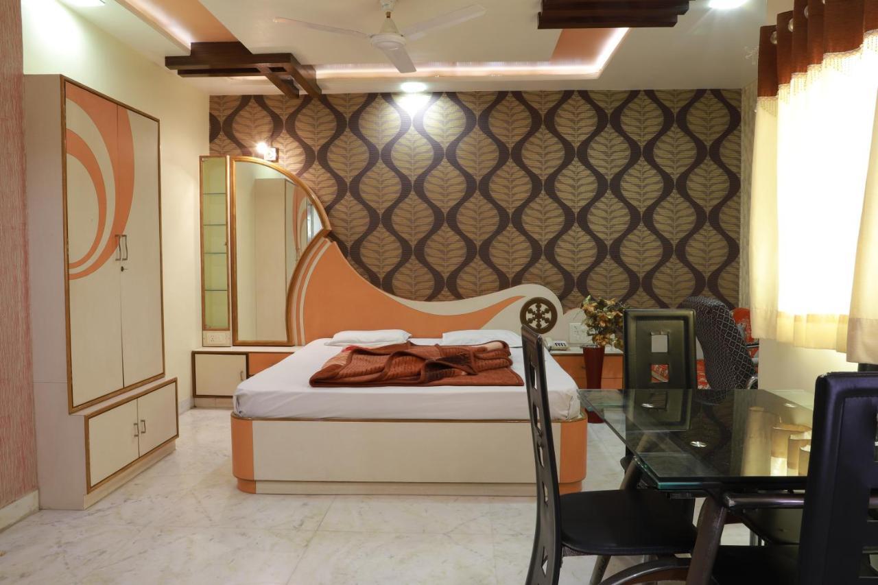 Hotel Darshan Amreli Εξωτερικό φωτογραφία