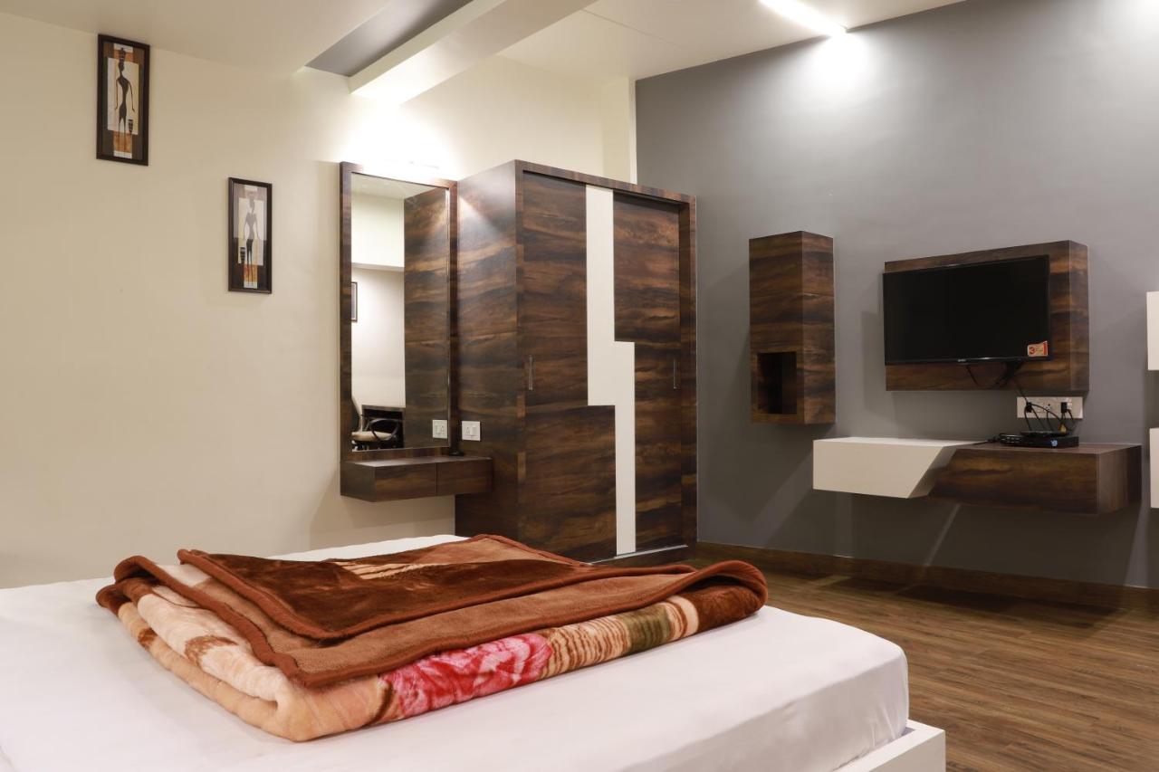 Hotel Darshan Amreli Εξωτερικό φωτογραφία