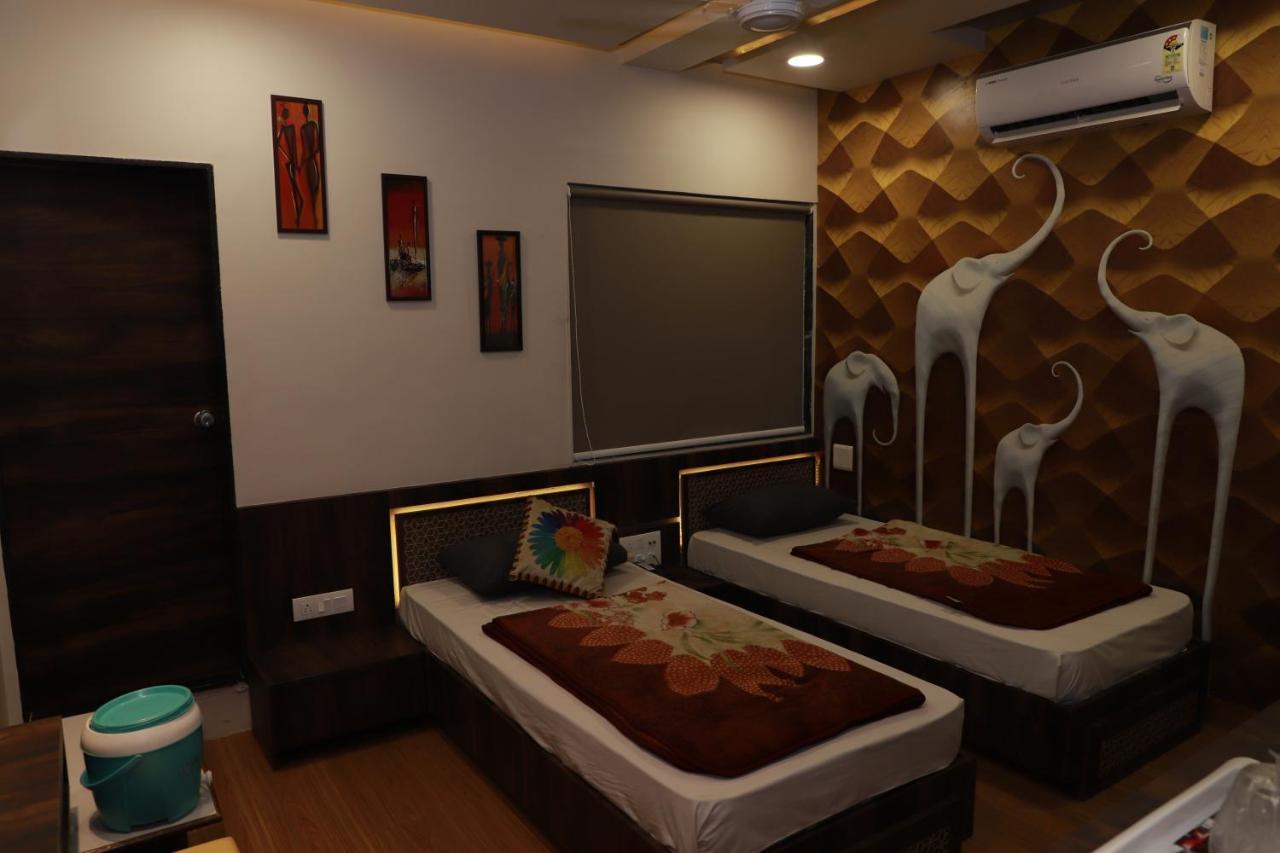Hotel Darshan Amreli Εξωτερικό φωτογραφία