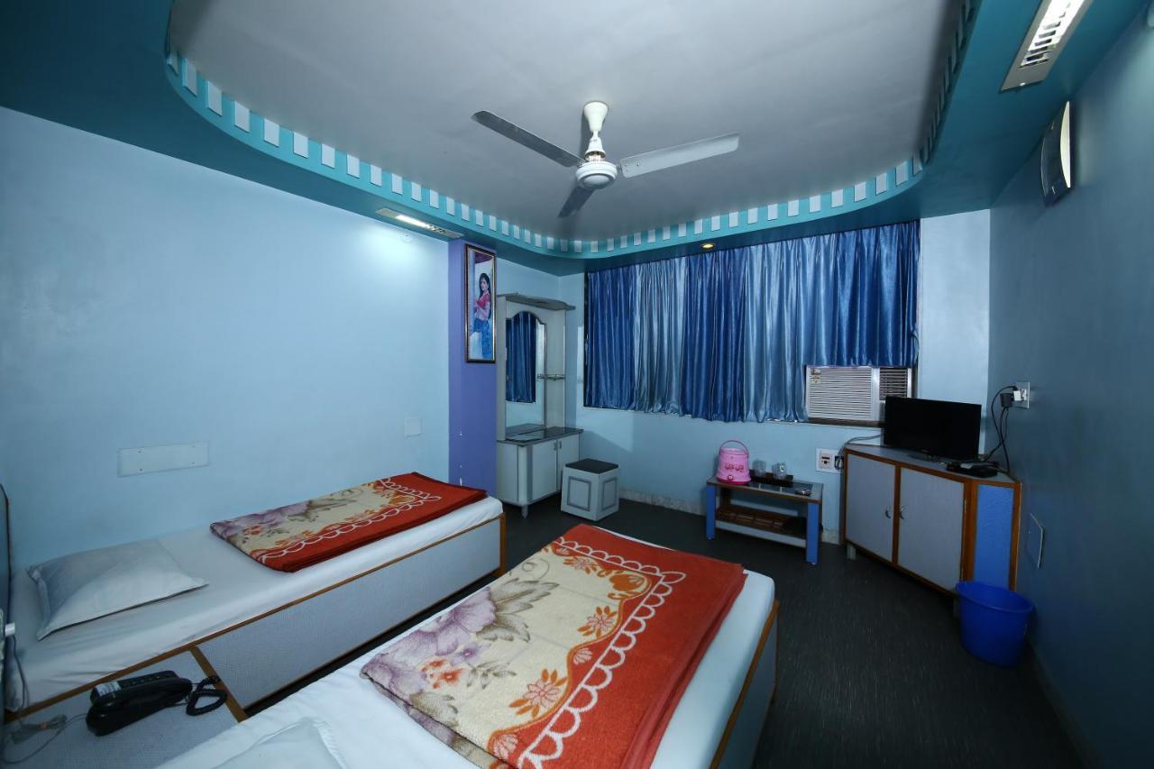 Hotel Darshan Amreli Εξωτερικό φωτογραφία