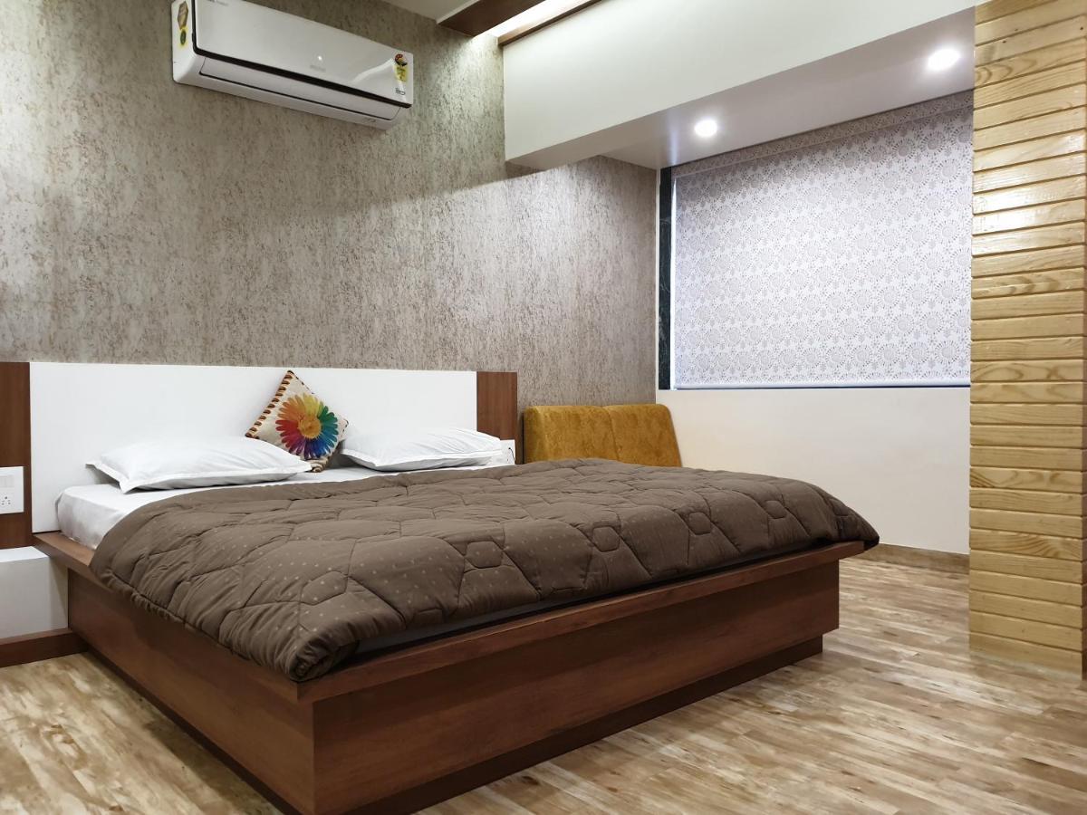 Hotel Darshan Amreli Εξωτερικό φωτογραφία