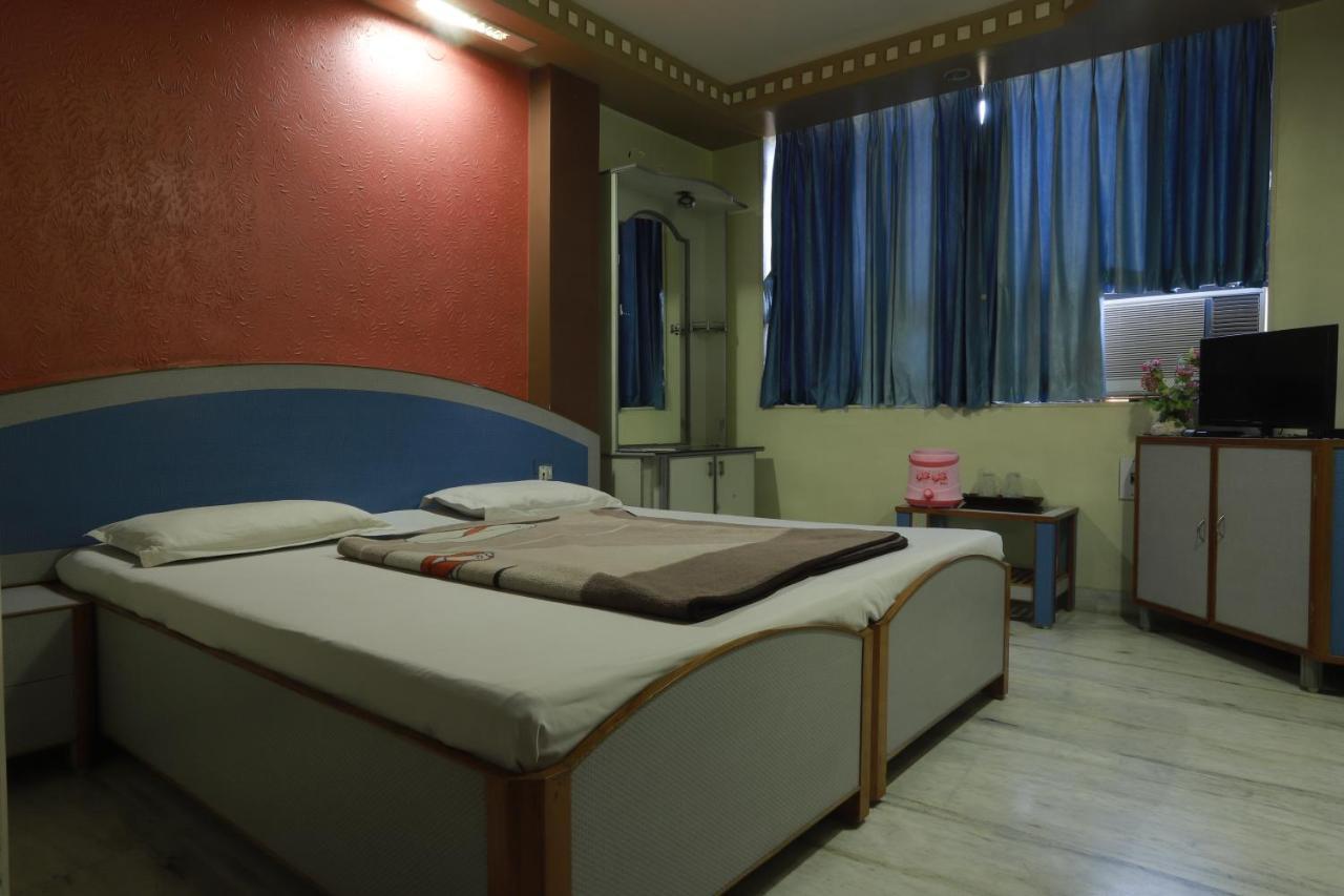 Hotel Darshan Amreli Εξωτερικό φωτογραφία